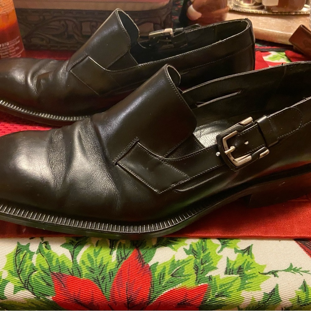 Soulier leather dress shoes